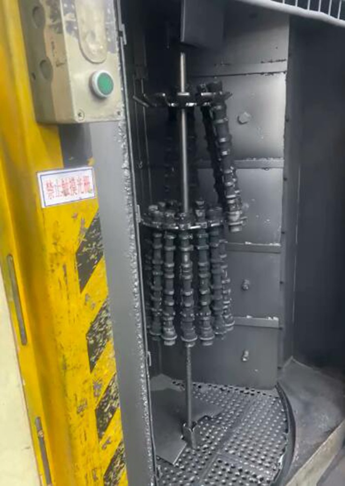 凸輪軸雙工位自動旋轉抛丸機